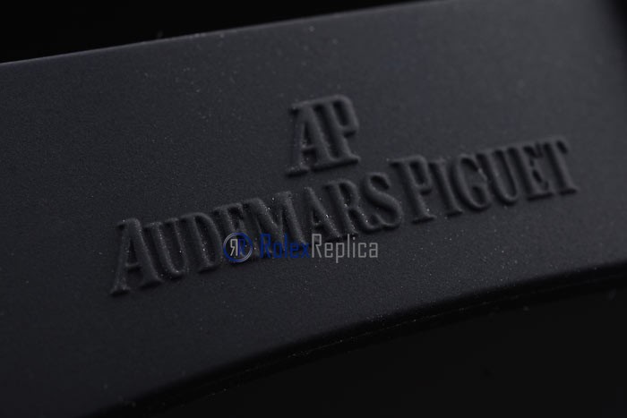 audemars piguet replica chrono offshore pvd strip rubber-b imitazione copia - immagine 9