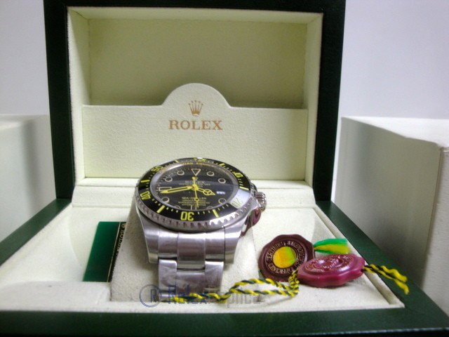 rolex replica deepsea seadweller acciaio black out yellow edition orologio replica - immagine 6