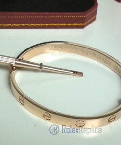 Cartier replica gioiello bracciale love oro rosa