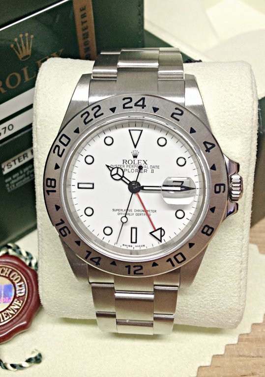 Rolex replica explorer II classic 16570 40mm white dial