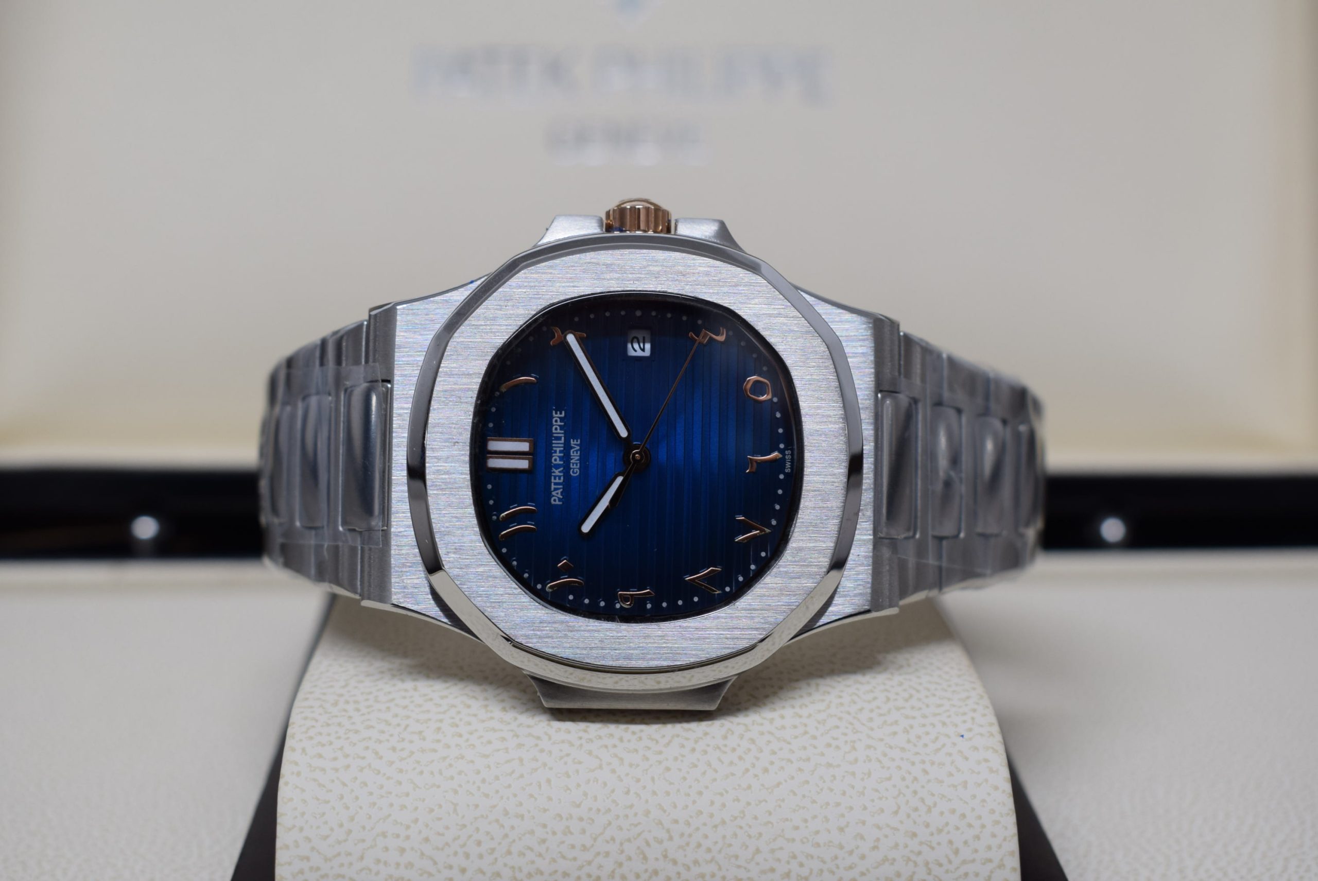 Patek Philippe replica nautilus 5711 arabic dial