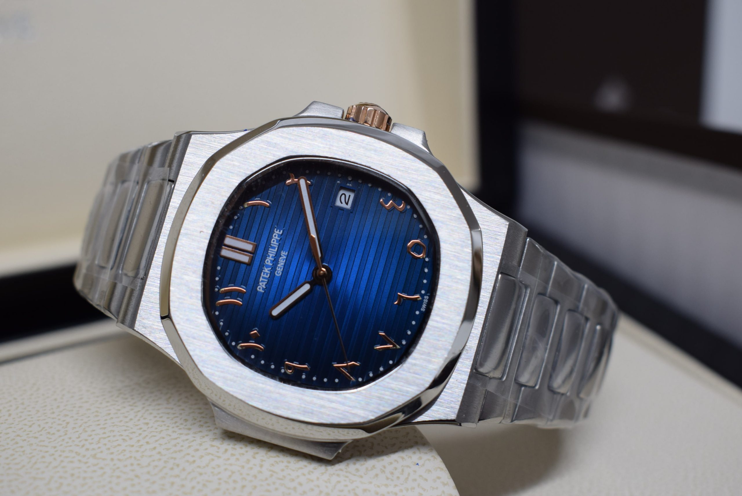 Patek Philippe replica nautilus 5711 arabic dial - immagine 6