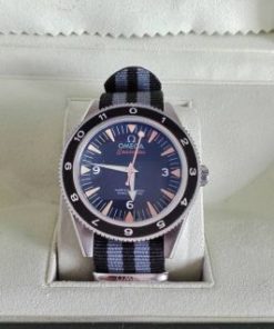 Omega replica seamaster 007 spectre black dial imitazione copia