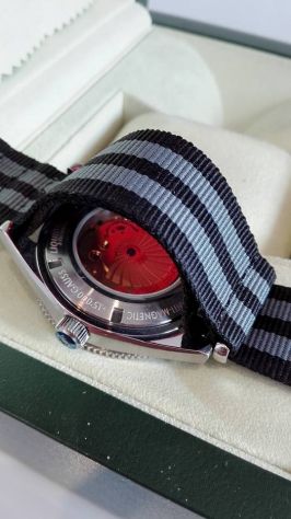 Omega replica seamaster 007 spectre black dial imitazione copia - immagine 6