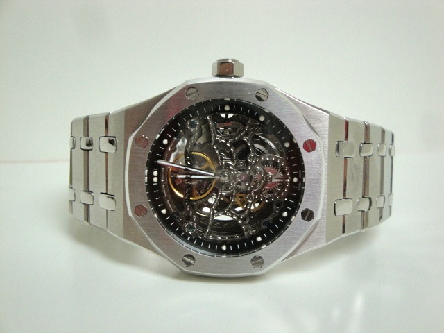 audemars piguet replica royal oak skeltron jumbo tourbillon extra-thin - immagine 3
