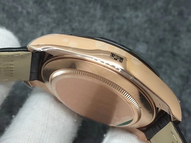 REPLICA ROLEX DAYTONA 116515 ROSE GOLD WATCH WITH SUPER CLONE 4130 MOVEMENT - immagine 15