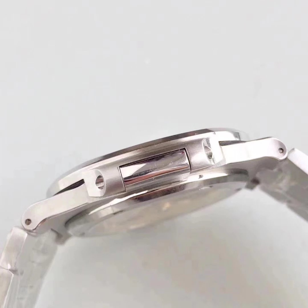 Patek Philippe replica Nautilus 5711-1A-011 White Dial clone movement - immagine 9