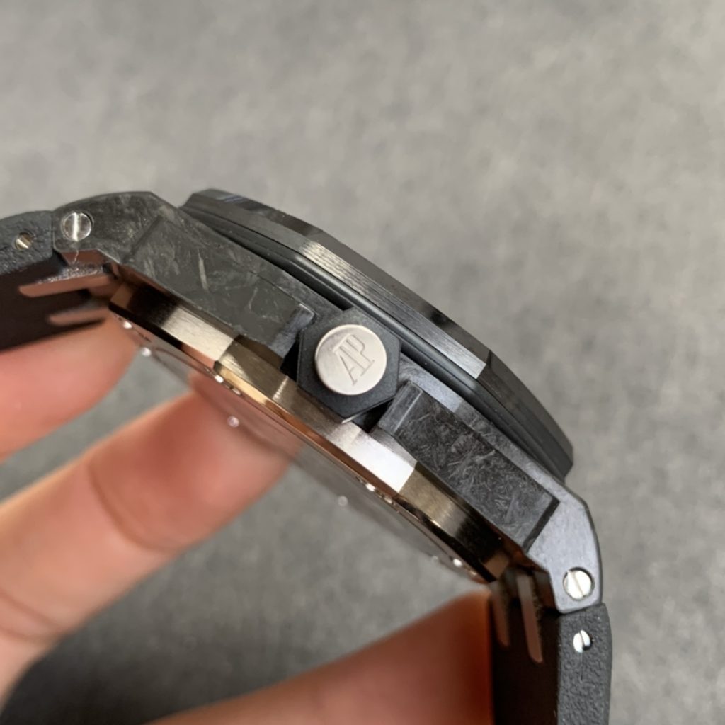 AUDEMARS PIGUET REPLICA ROYAL OAK DIVER 15706 FORGED CARBON WATCH - immagine 4