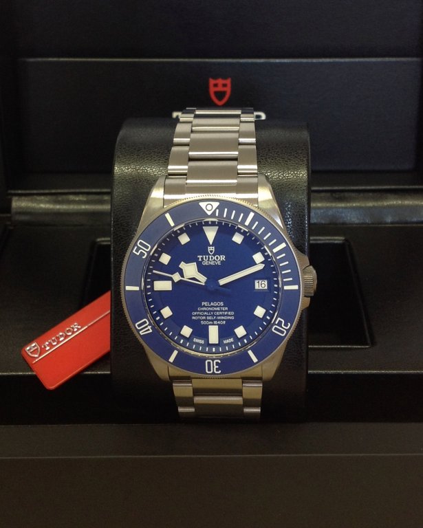 Tudor replica Pelagos 25600TB 42mm Titanium blue dial