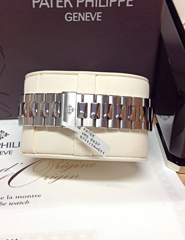 Patek Philippe replica Nautilus 5711-1A-011 White Dial clone movement - immagine 5