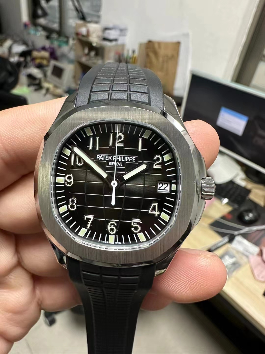 Patek Philippe replica aquanaut black dial 5167A black