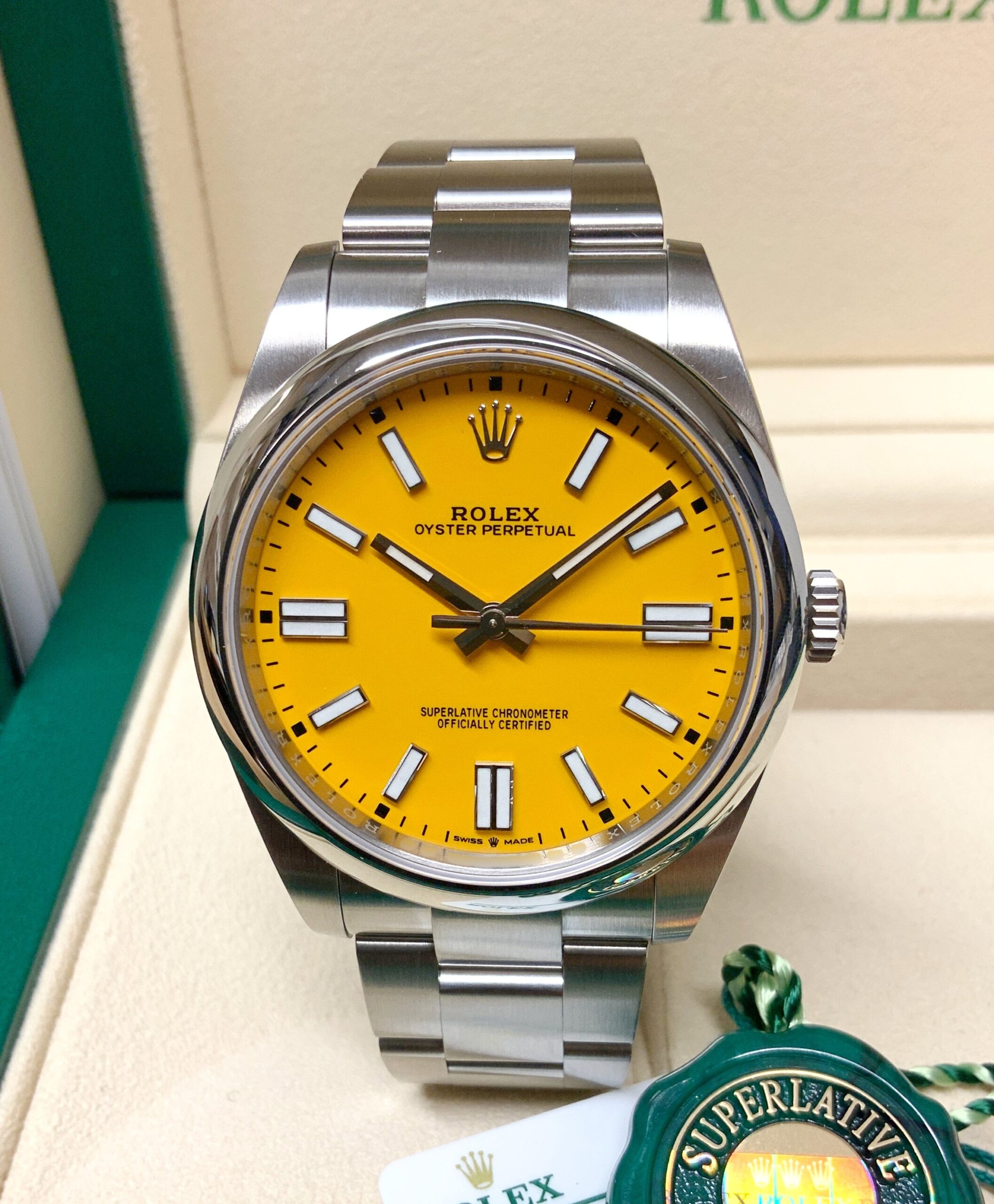 Rolex replica oyster perpetual 41 124300 yellow dial my2020