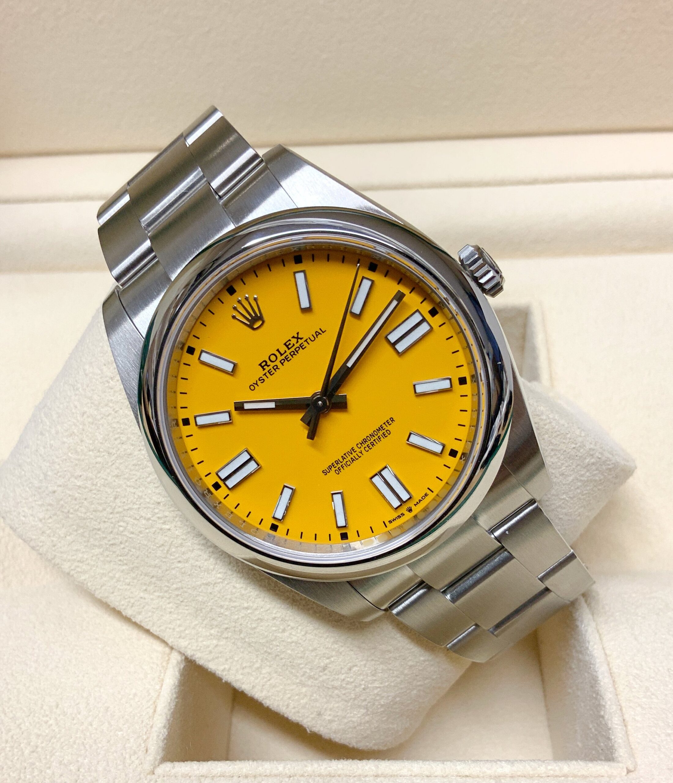 Rolex replica oyster perpetual 41 124300 yellow dial my2020 - immagine 7