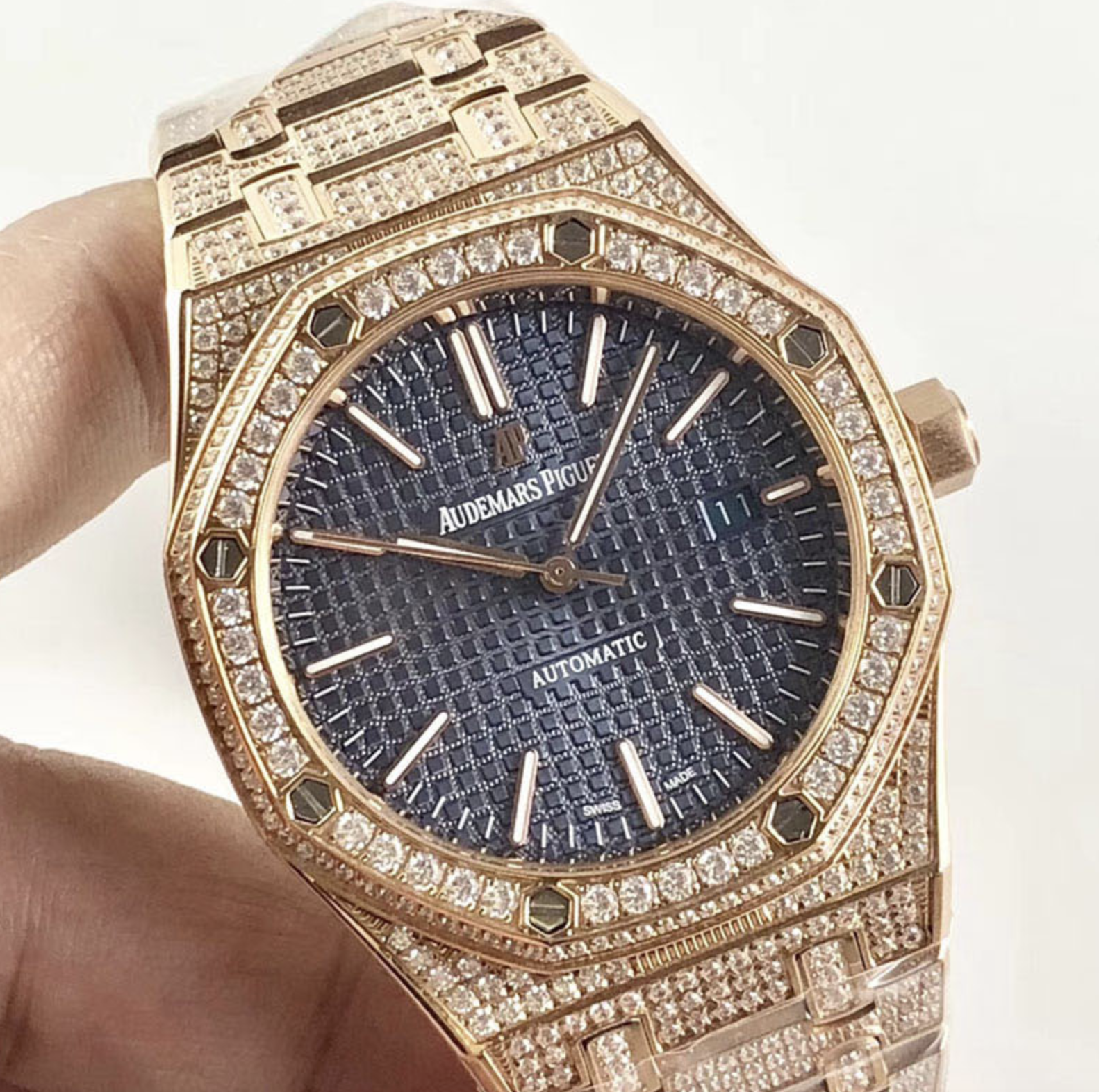 Audemars piguet replica royal oak 15400ST 41mm rose gold full paved diamonds blue dial - immagine 3