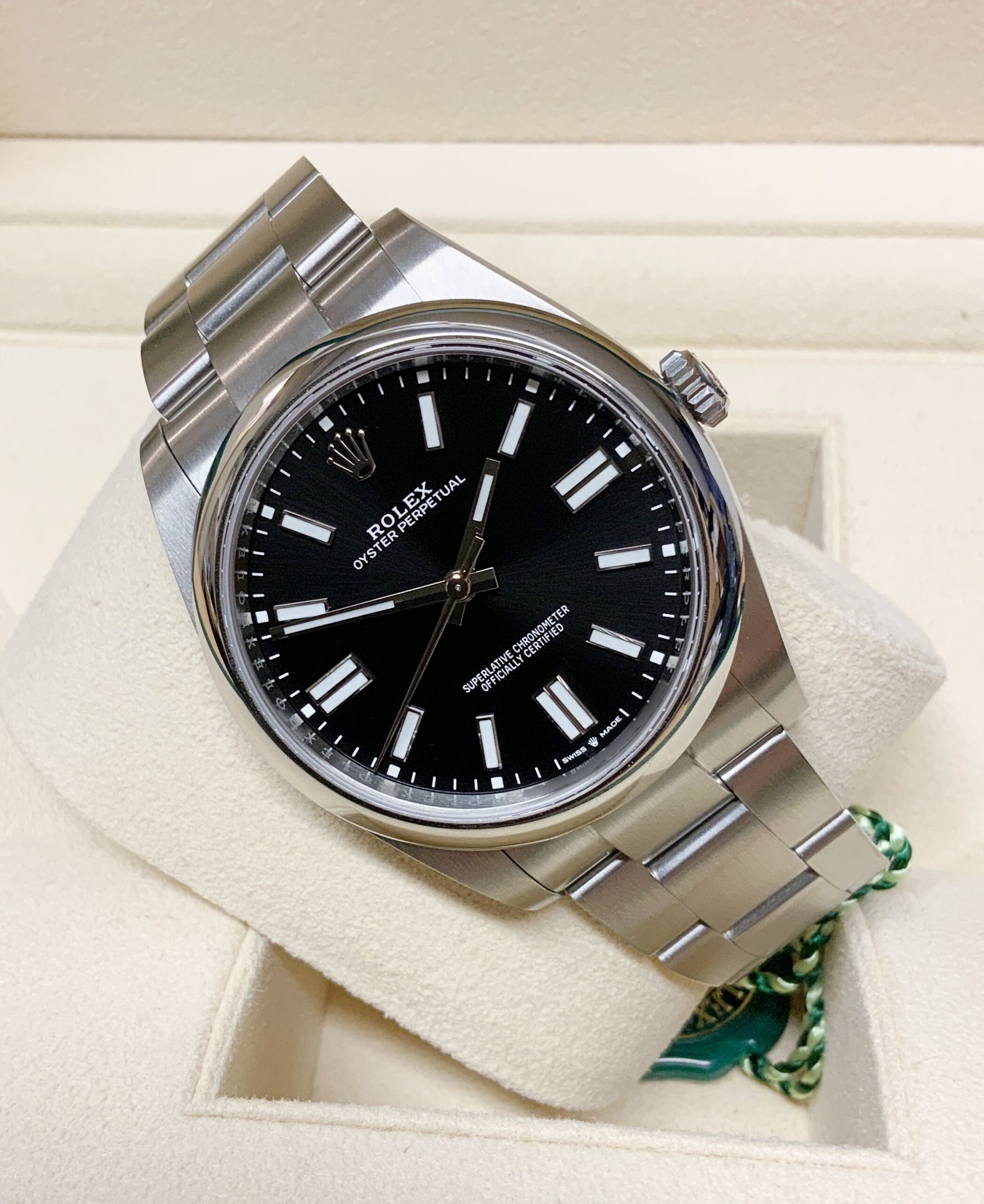 Rolex replica Oyster Perpetual 41 124300 Black Dial - immagine 4