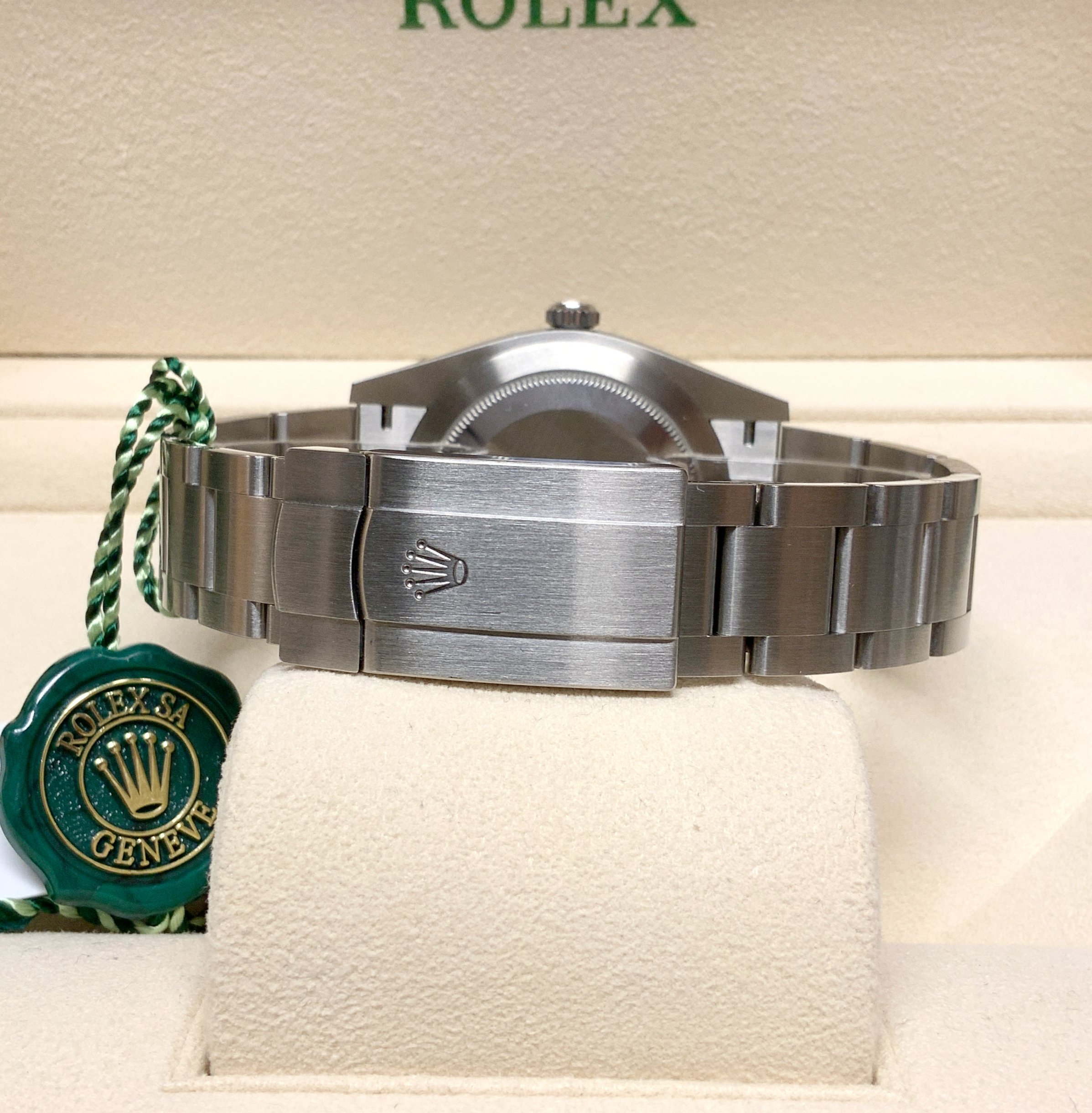 Rolex replica Oyster Perpetual 41 124300 Black Dial - immagine 5