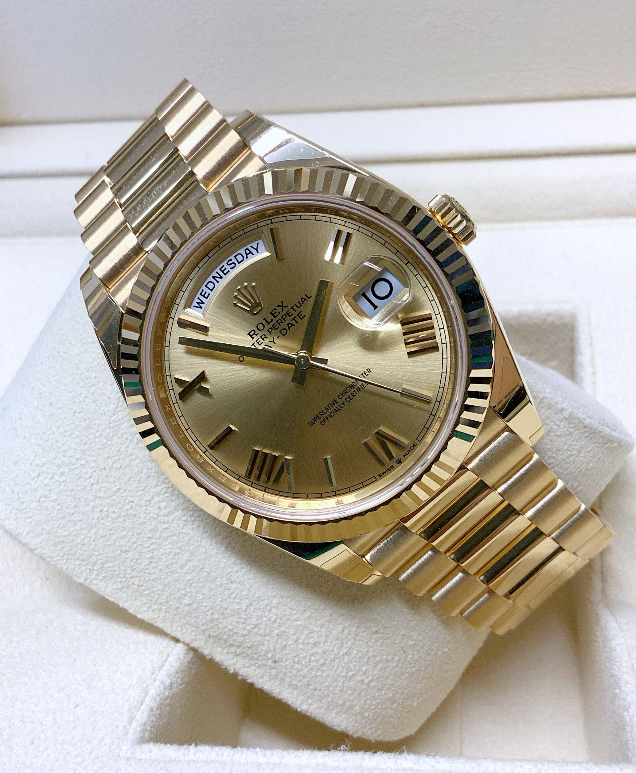 Rolex Day-Date 40 228238 Yellow Gold roman dial - immagine 7