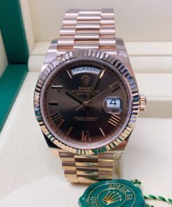 Replica Rolex Day-Date choco 40 228235 Rose Gold roman dial