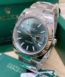 Alternative view of Rolex replica datejust 41mm 126334 mint green dial oyster bracelet