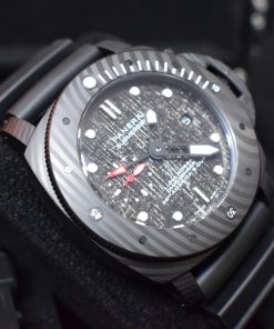 Panerai replica luminor submersible luna rossa limited edition