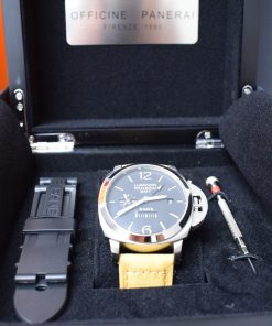 Alternative view of Panerai replica luminor marina GMT power reserve 8days