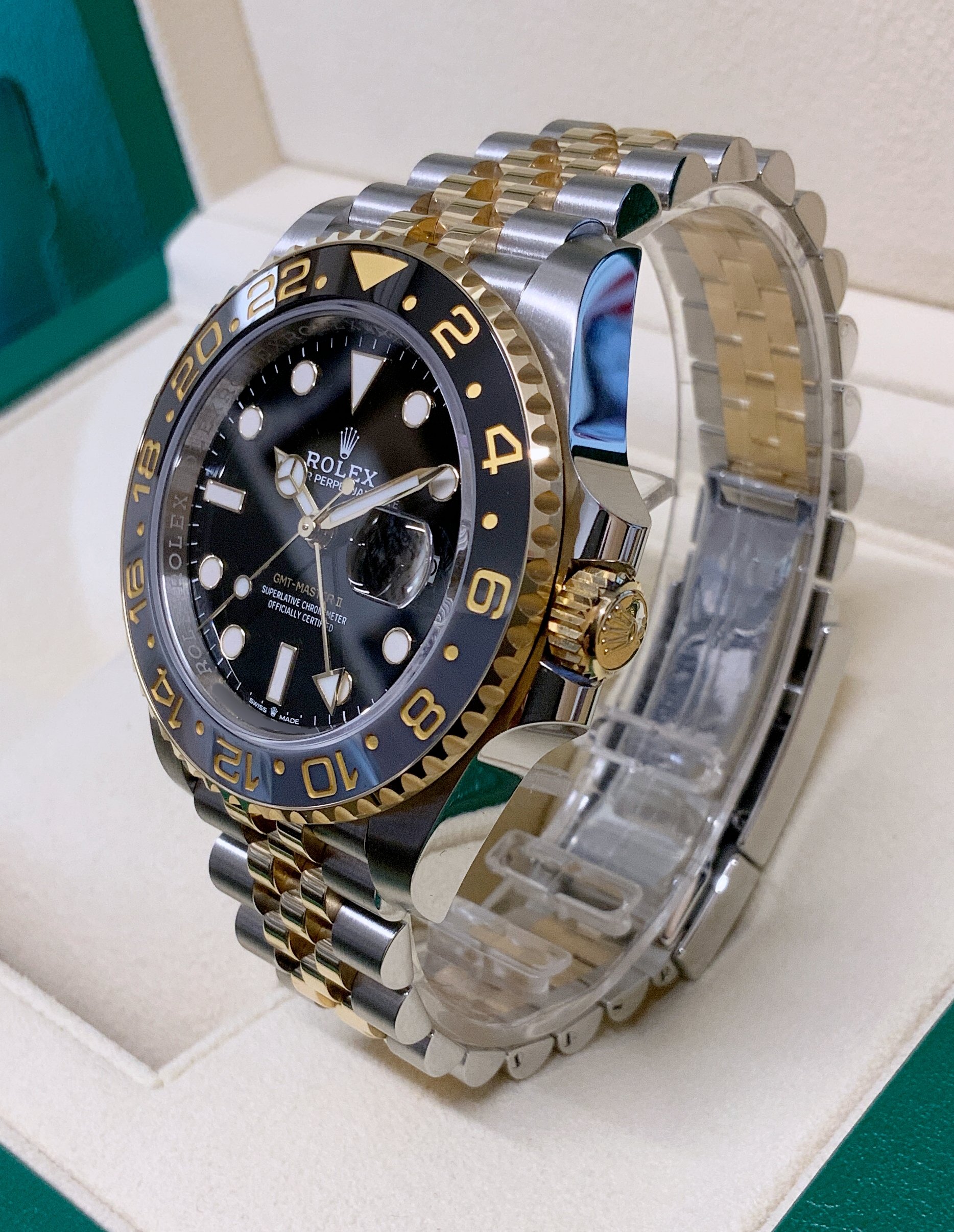 Rolex replica GMT-Master II 126713GRNR Bi-Colour - immagine 5
