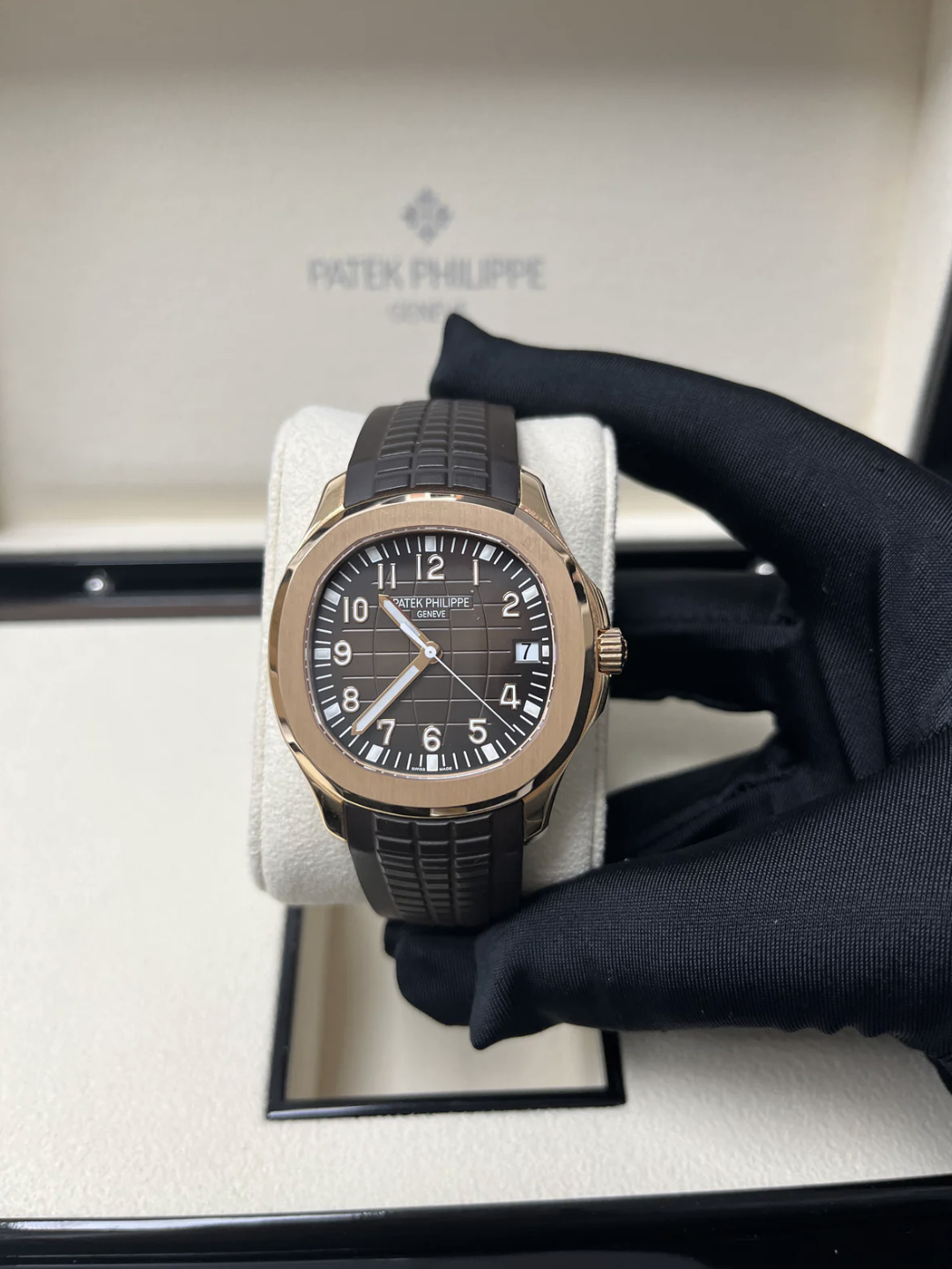 Patek Philippe replica aquanaut 5167R rose gold