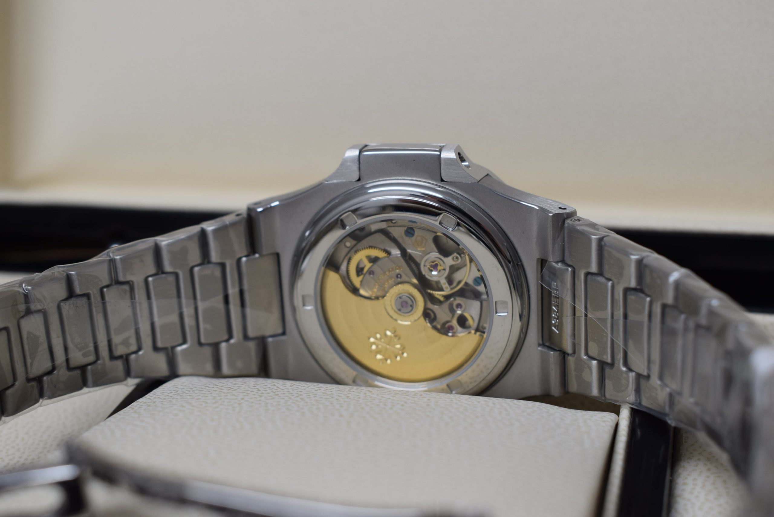 Patek Philippe replica nautilus 5711 green dial - immagine 9