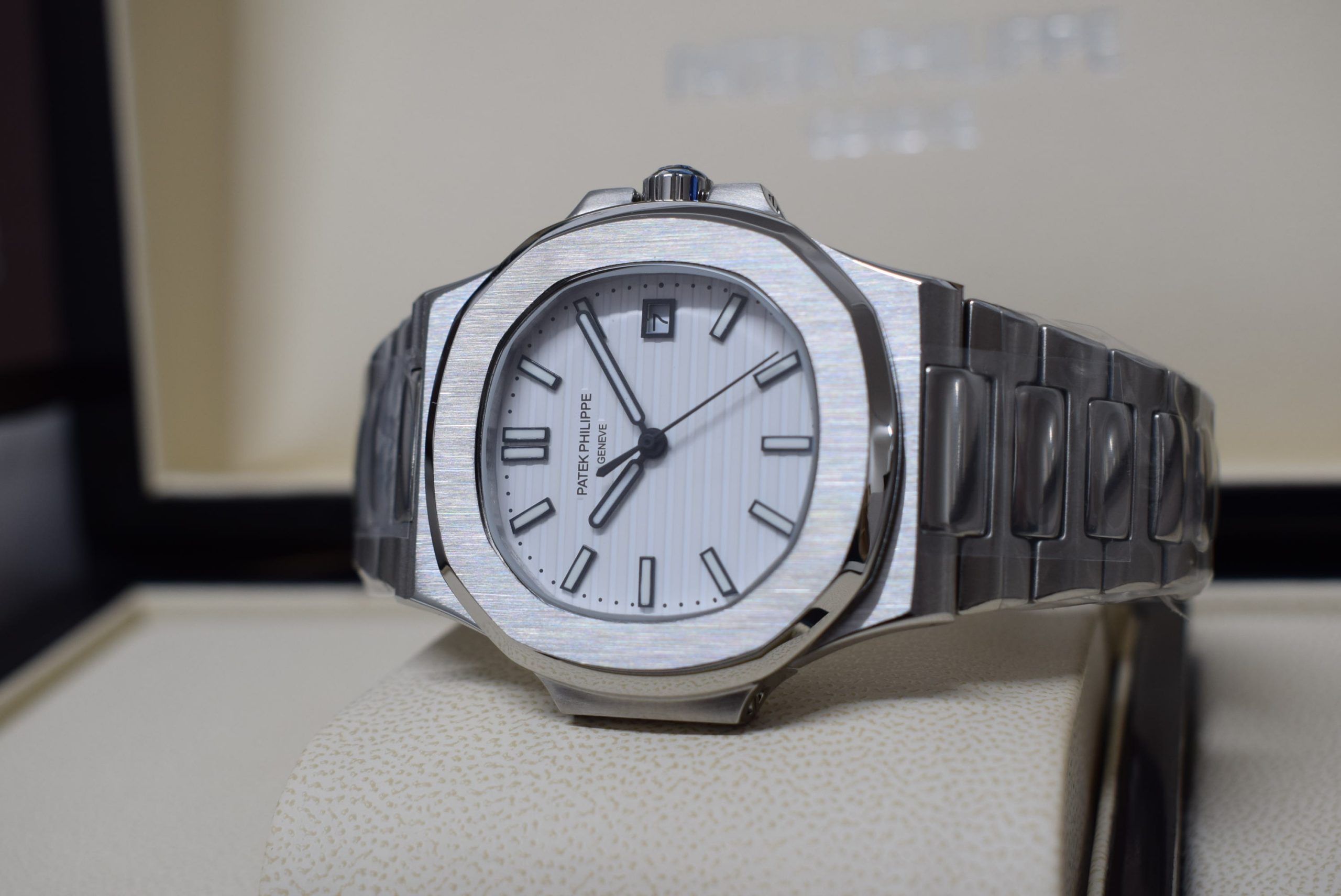 Patek Philippe replica nautilus 5711 white dial - immagine 5