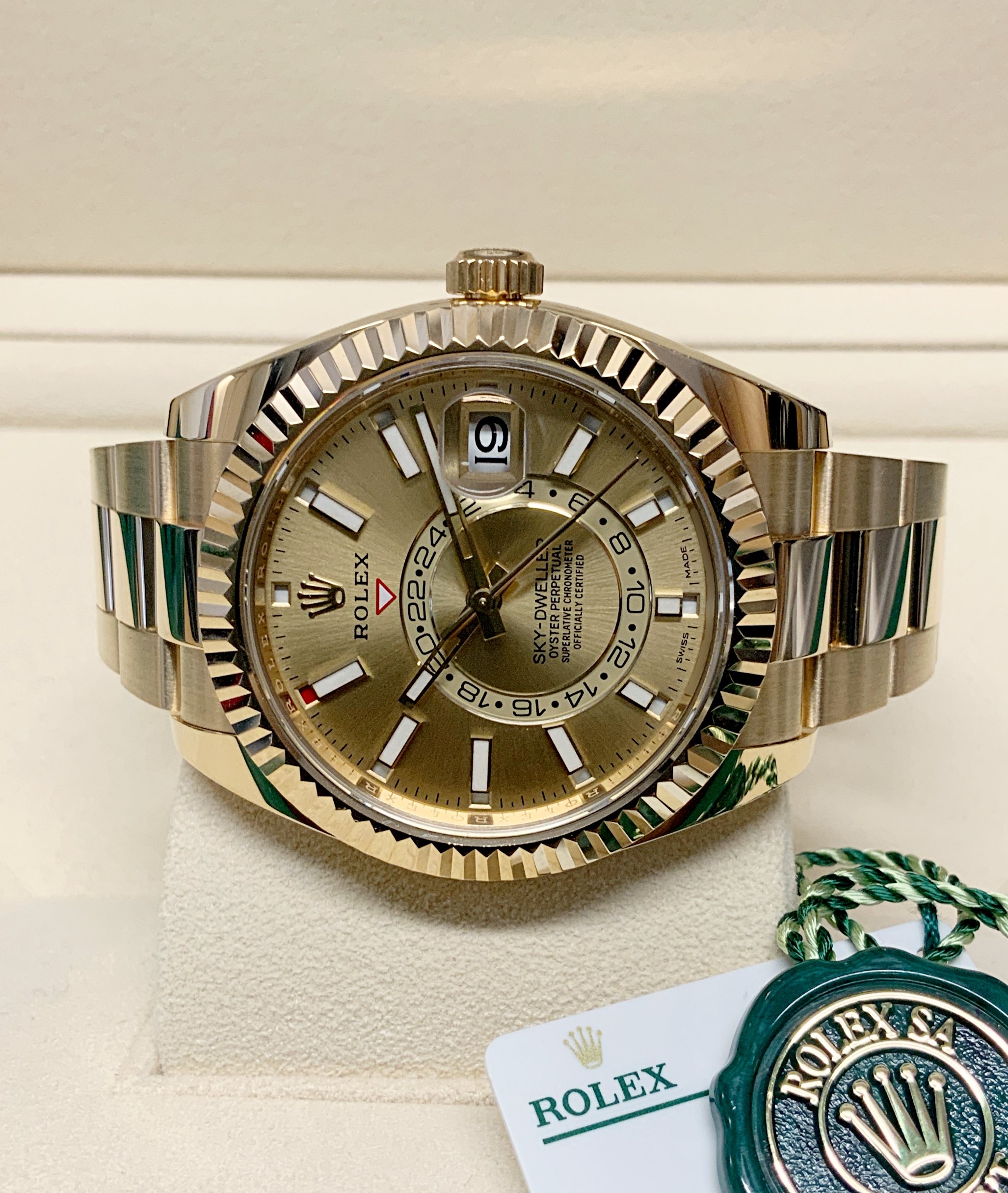 Rolex replica Sky-Dweller 326938 Yellow Gold - immagine 7